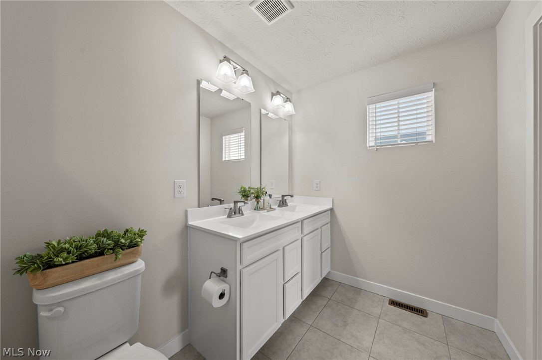 3700 Strawboard Avenue Norton OH 44203
