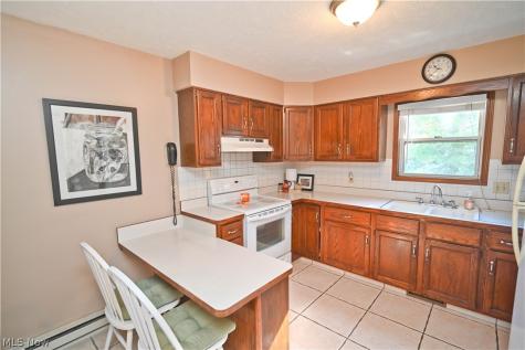 618 Cathy Ann Drive Youngstown OH 44512
