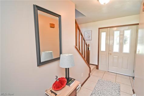 618 Cathy Ann Drive Youngstown OH 44512