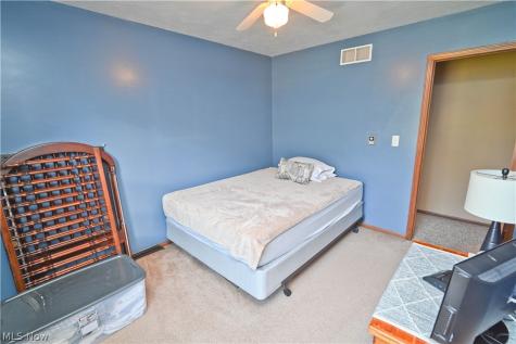 618 Cathy Ann Drive Youngstown OH 44512