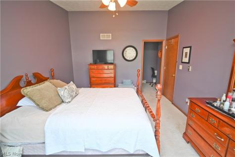618 Cathy Ann Drive Youngstown OH 44512