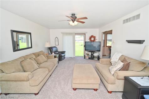 618 Cathy Ann Drive Youngstown OH 44512