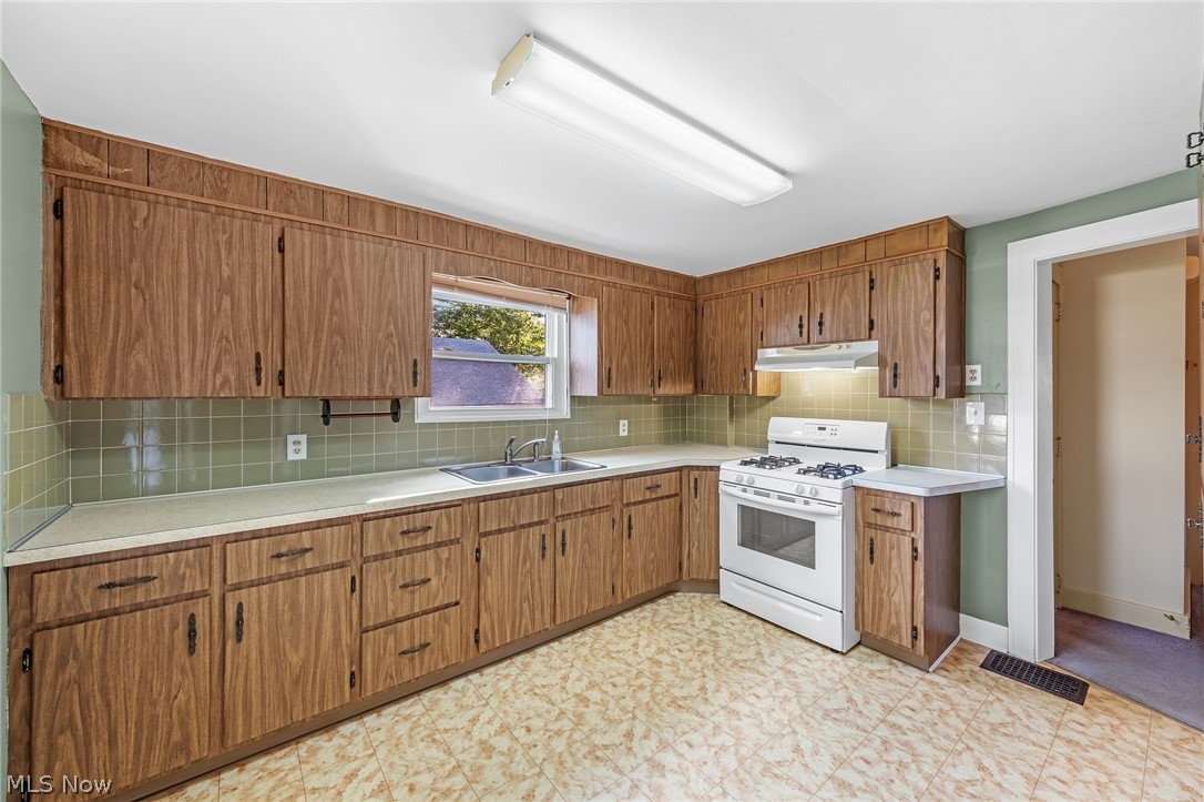 7949 Ridge Road Wadsworth OH 44281