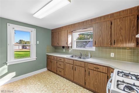 7949 Ridge Road Wadsworth OH 44281