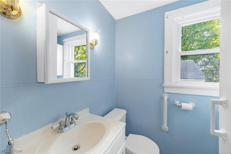 7949 Ridge Road Wadsworth OH 44281