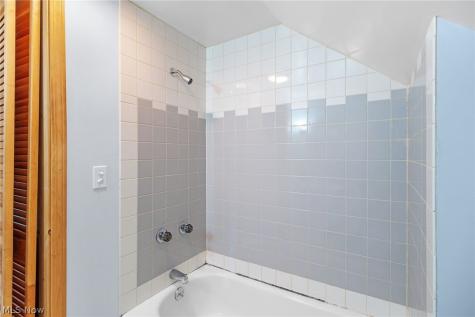 7949 Ridge Road Wadsworth OH 44281