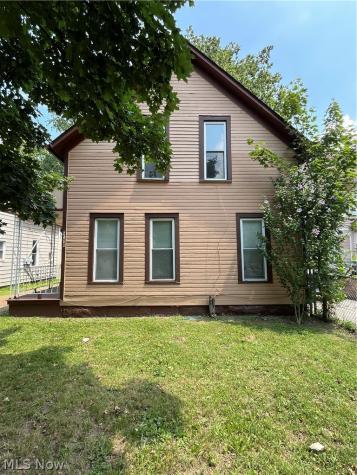 2053 W 95th Street Cleveland OH 44102