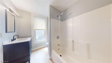 2053 W 95th Street Cleveland OH 44102