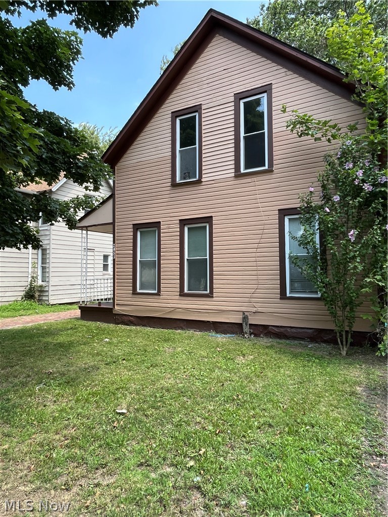 2053 W 95th Street Cleveland OH 44102