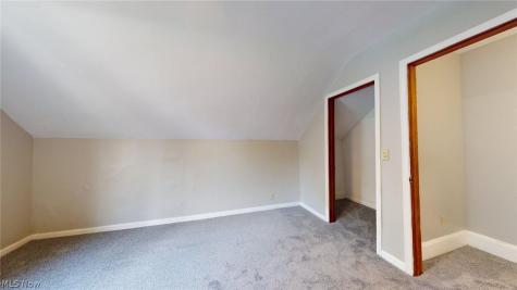 2053 W 95th Street Cleveland OH 44102