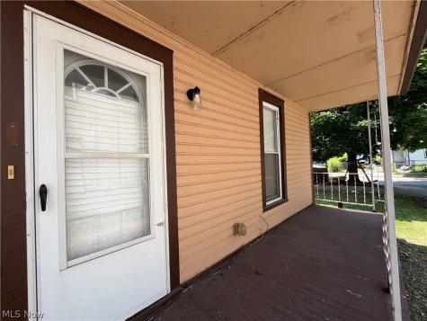 2053 W 95th Street Cleveland OH 44102