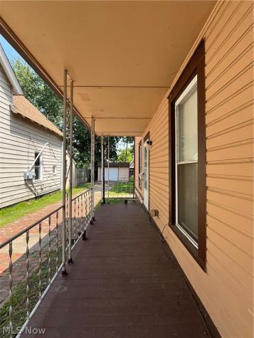 2053 W 95th Street Cleveland OH 44102