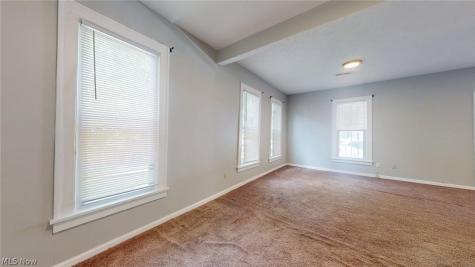 2053 W 95th Street Cleveland OH 44102
