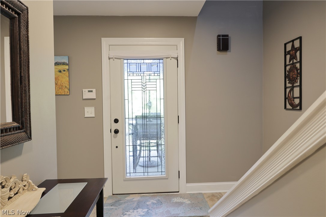 677 Floral Valley E Howard OH 43028
