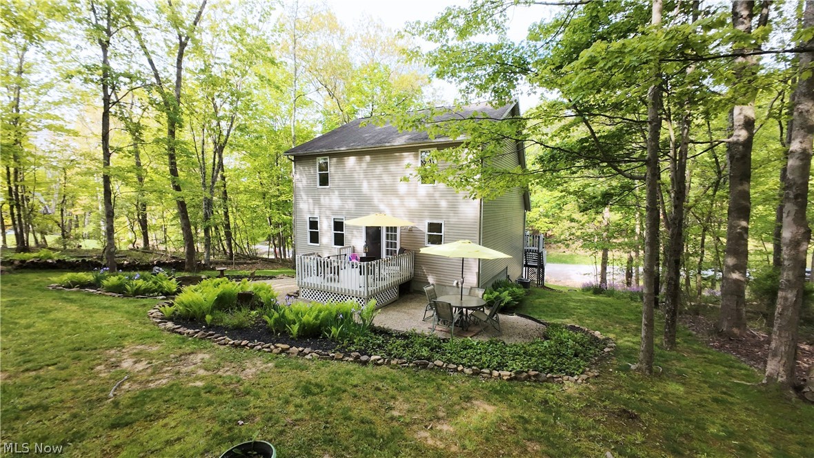 677 Floral Valley E Howard OH 43028