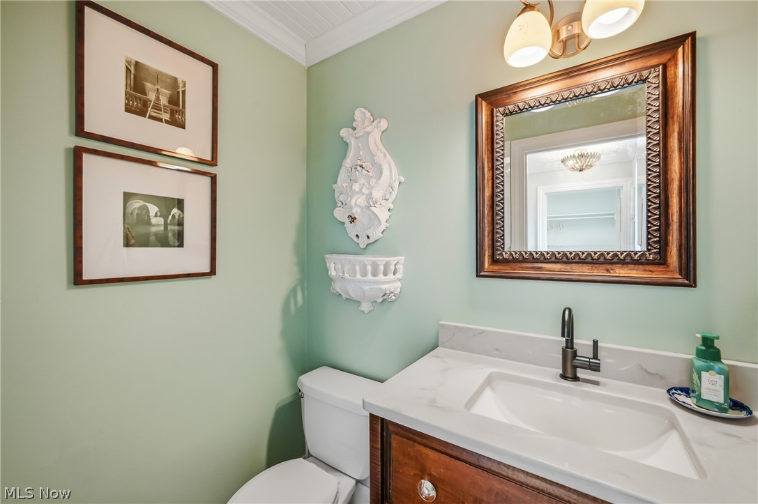 100 Forest Hill Drive Hubbard OH 44425