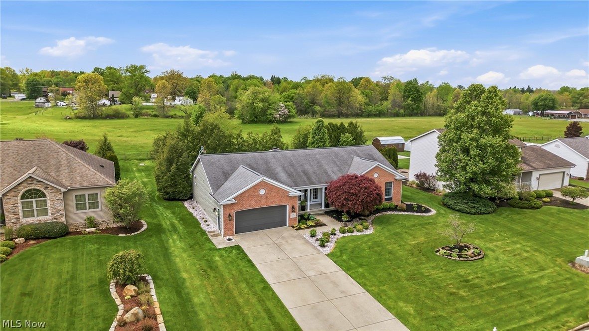 100 Forest Hill Drive Hubbard OH 44425