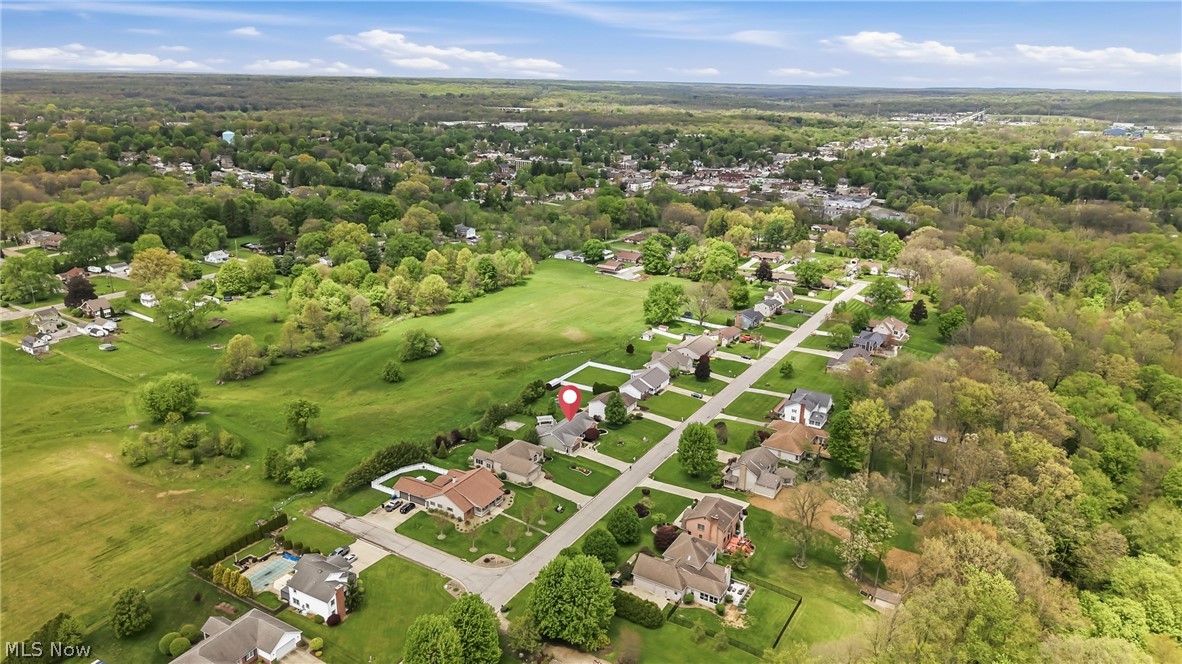 100 Forest Hill Drive Hubbard OH 44425