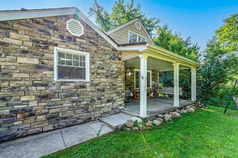 3129 S Medina Line Road Norton OH 44203