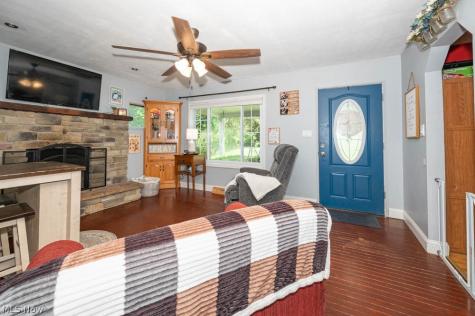 3129 S Medina Line Road Norton OH 44203