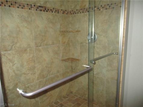463 Arbor Circle Youngstown OH 44505