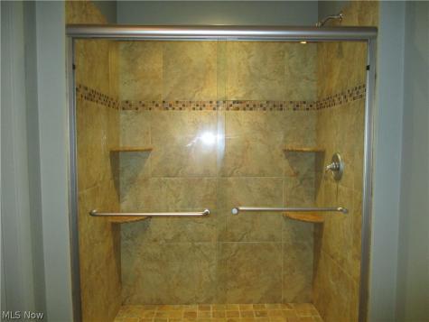463 Arbor Circle Youngstown OH 44505