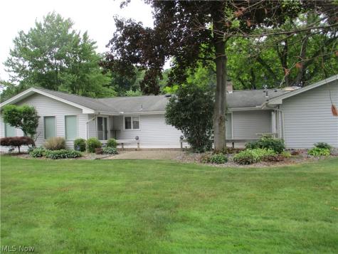 463 Arbor Circle Youngstown OH 44505