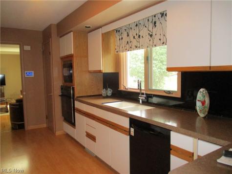 463 Arbor Circle Youngstown OH 44505