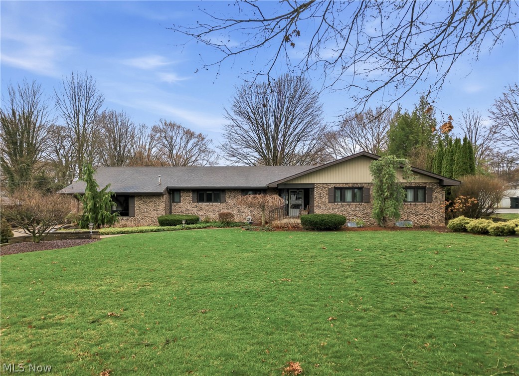1364 Saint Albans Drive Youngstown OH 44511