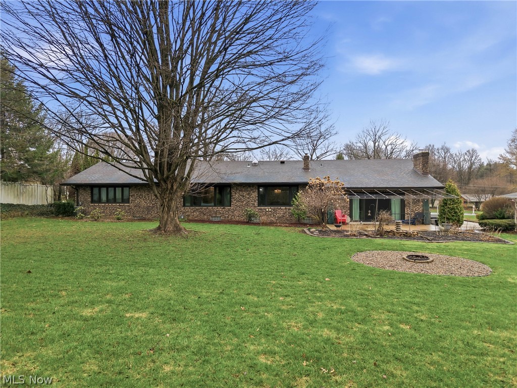 1364 Saint Albans Drive Youngstown OH 44511