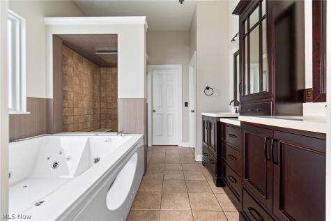 3898 Kenway Boulevard Uniontown OH 44685