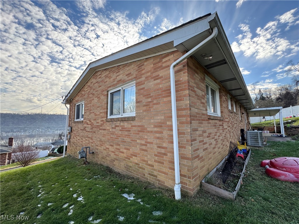 1511 N 9th Street Martins Ferry OH 43935