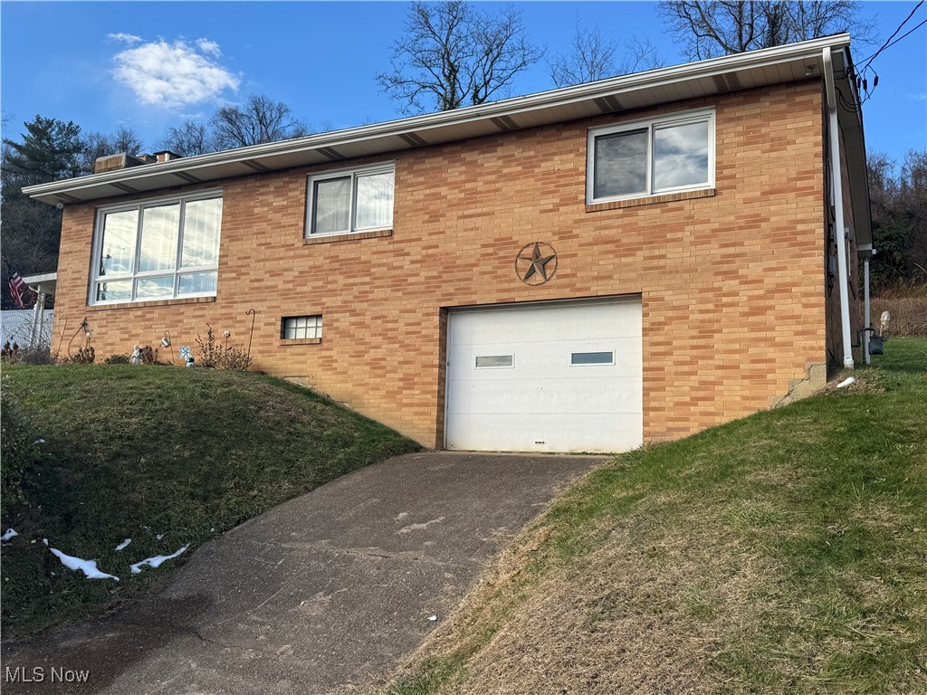 1511 N 9th Street Martins Ferry OH 43935