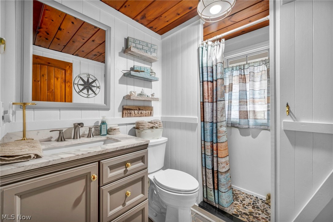 5814 E Poplar Avenue Port Clinton OH 43452