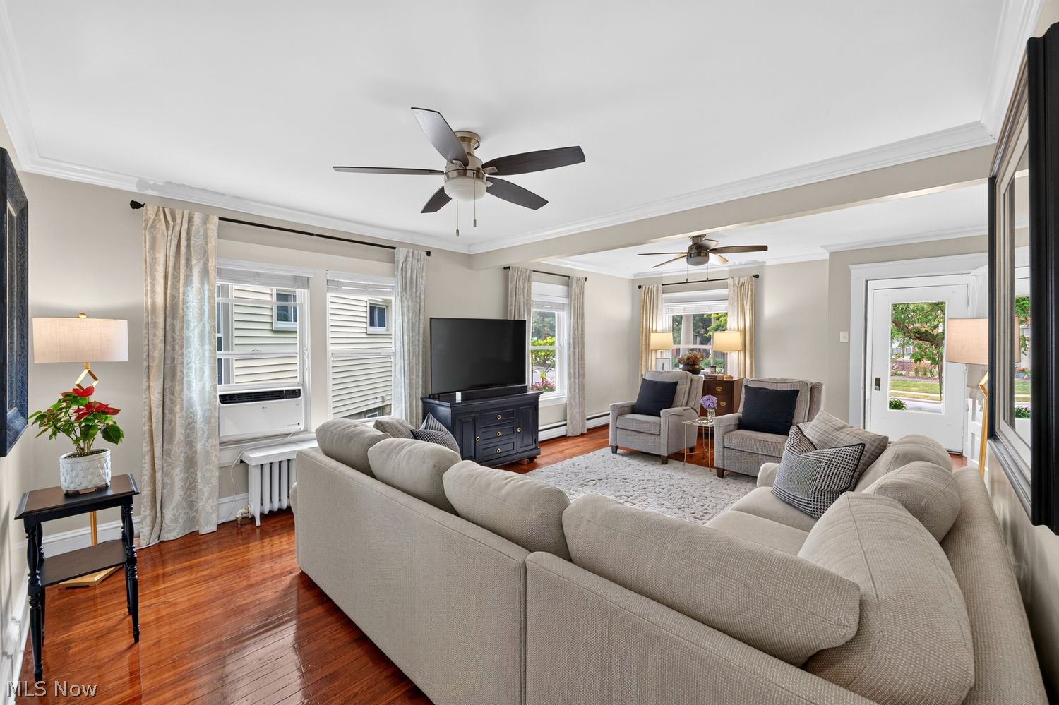 1319 Edanola Avenue Lakewood OH 44107
