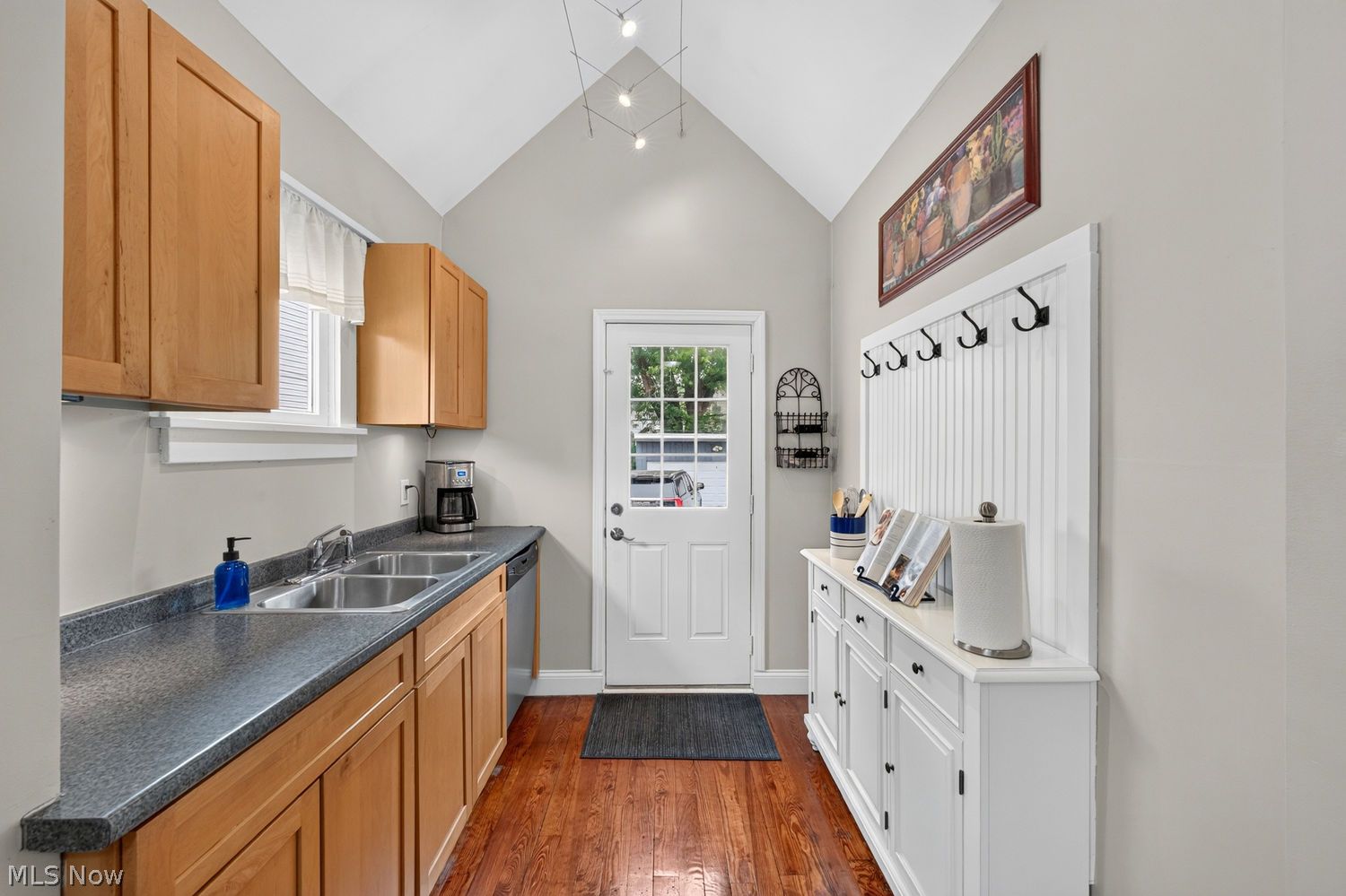 1319 Edanola Avenue Lakewood OH 44107