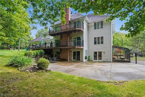 1295 Connecticut Woods Drive Hudson OH 44236