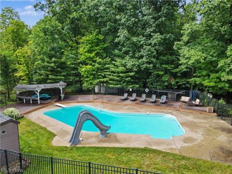 1295 Connecticut Woods Drive Hudson OH 44236