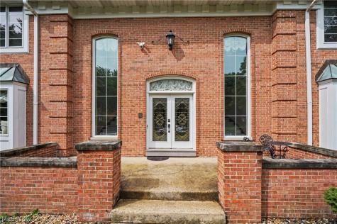 1295 Connecticut Woods Drive Hudson OH 44236