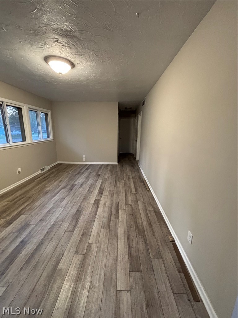 2426 Montgomery Avenue NW Warren OH 44485