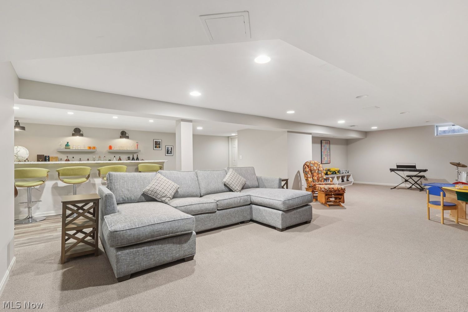 128 Harvey Parkway Avon Lake OH 44012