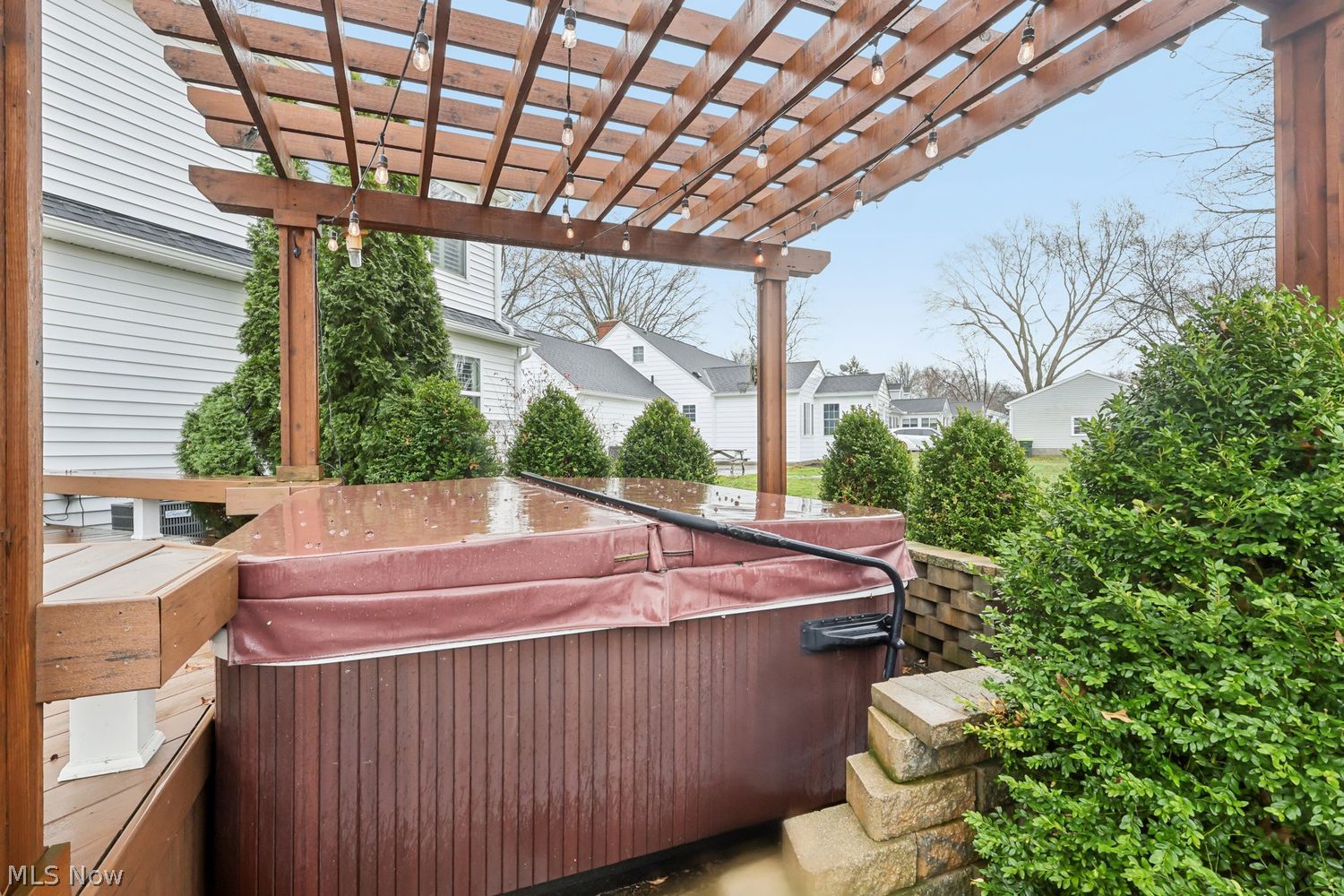 128 Harvey Parkway Avon Lake OH 44012