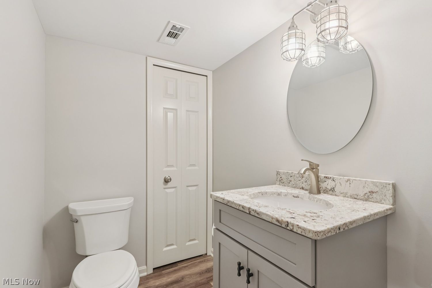 128 Harvey Parkway Avon Lake OH 44012
