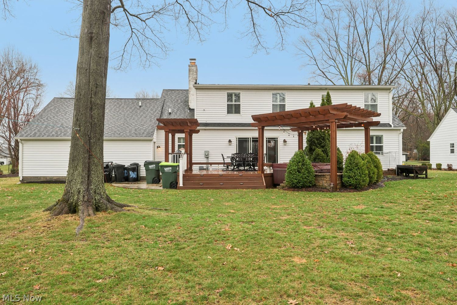 128 Harvey Parkway Avon Lake OH 44012
