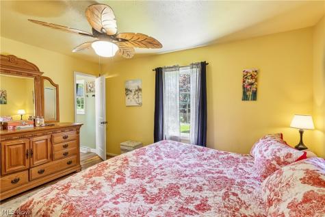 6109 N Oval Road Clinton OH 44216