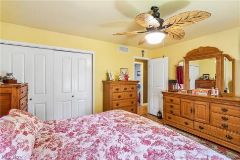 6109 N Oval Road Clinton OH 44216