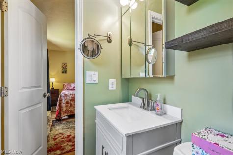 6109 N Oval Road Clinton OH 44216
