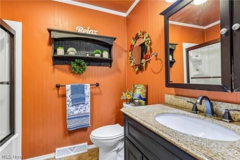 6109 N Oval Road Clinton OH 44216