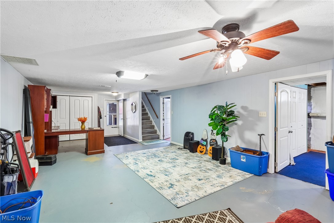 6109 N Oval Road Clinton OH 44216