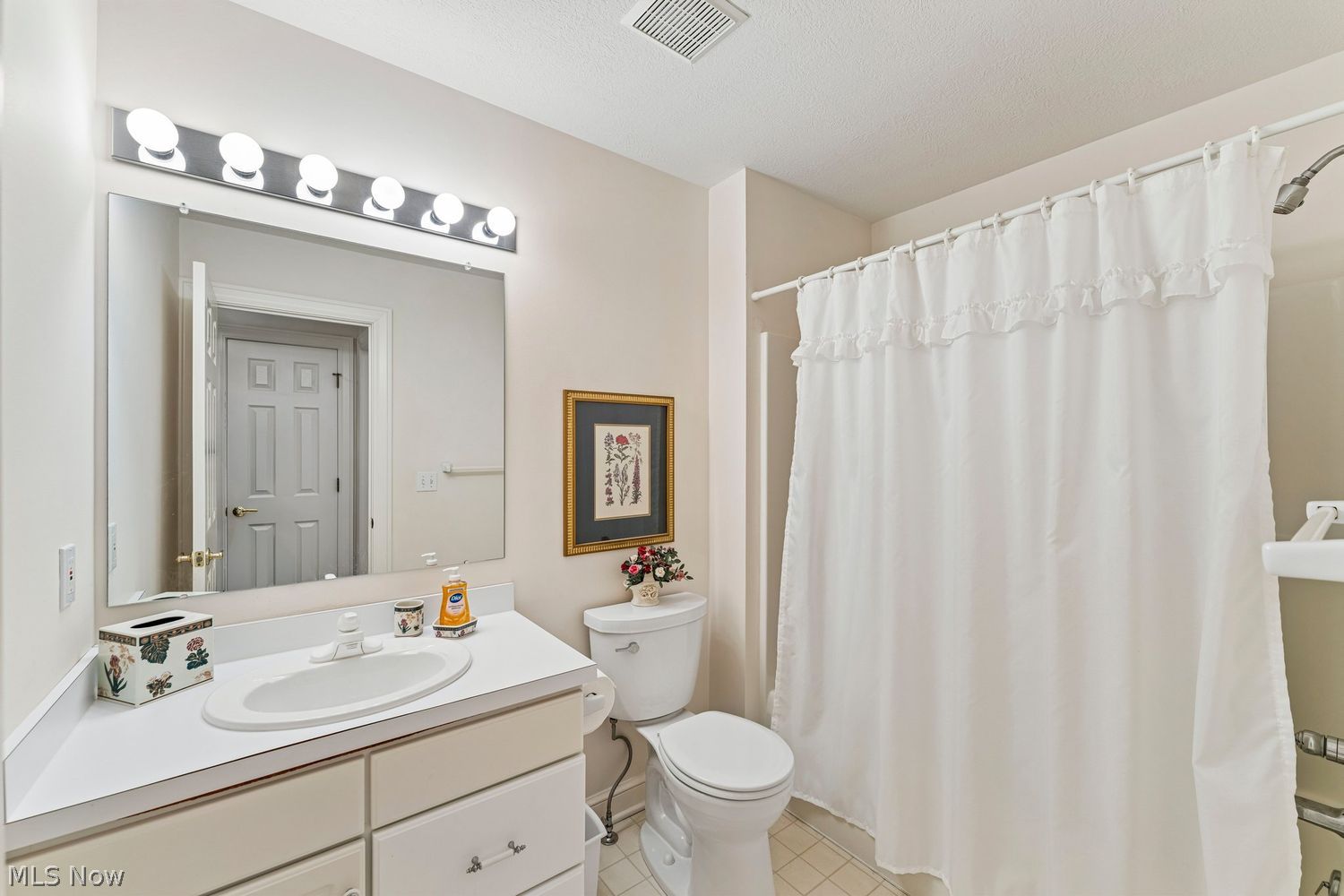 8868 Michaels Lane Broadview Heights OH 44147